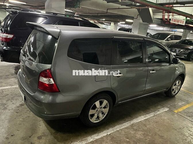 Nissan Grand livina 2012  - 120000 km