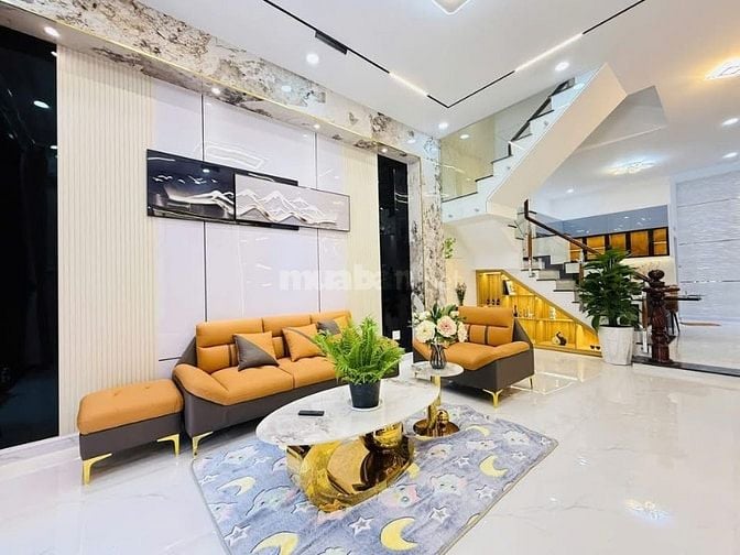 Đi nước ngoài định cư bán gấp nhà ở đường Nguyễn Thị Minh Khai, phường