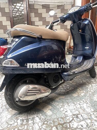 Cần bán Vespa 3Vie đi ít