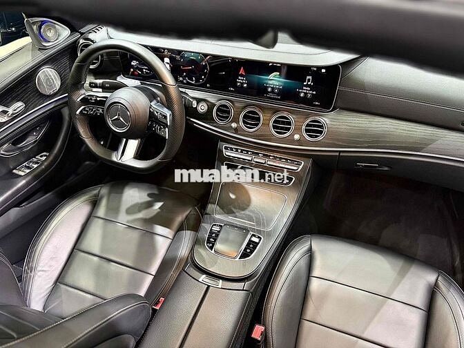 Mercedes 2021 E300 AMG - 61000 km