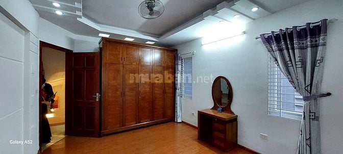 Nhà đẹp Hoàng Hoa Thám, Ba Đình, Lô góc, KD, ngõ thông, 13,5 tỷ