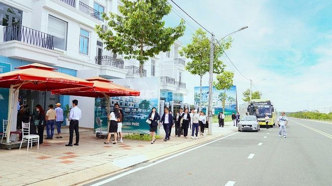 Mua Nhà MT Đường 60m Trả Bằng Tiền Cho Thuê. CAM KẾT THUÊ 15tr/Tháng