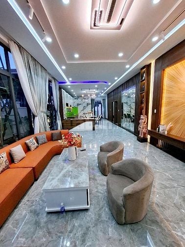 bán nhà vườn bình chánh có khuôn viên cây cảnh 
