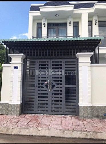 Bán nhà hẻm xe hơi, 97m², 2PN, sổ riêng, Long Trạch, giá tốt