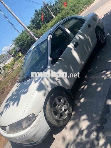 Mazda 323 2000 GLX 1.6MT - 100000 km
