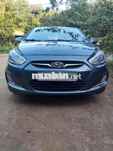 Hyundai Accent 2012 1.4 MT - 130000 km