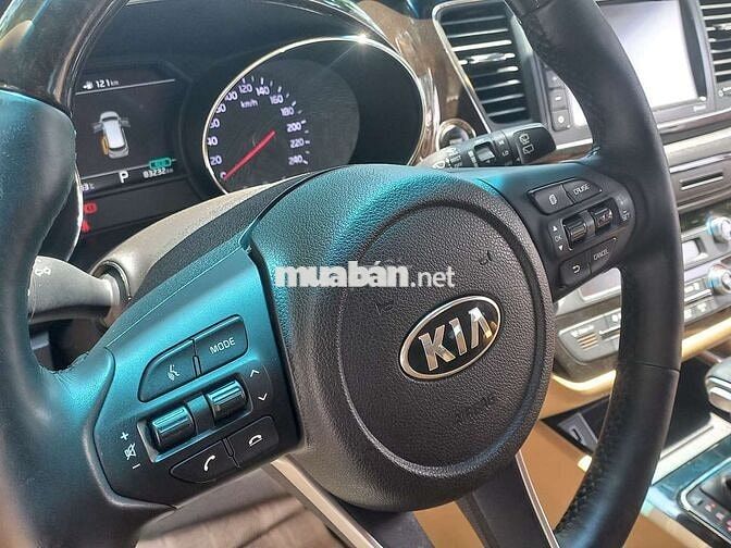Kia Sedona 2021 2.2 DAT LUXURY - 79000 km