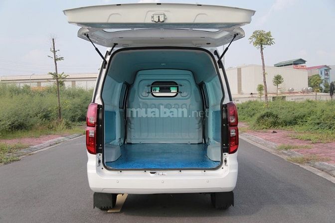 Xe tải van 868 tải trọng 868kg lưu thông nội thành không bị cấm giờ