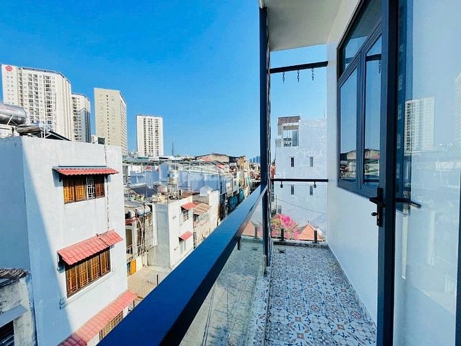 CĂN HỘ FULL NỘI THẤT CỬA SỔ TRỜI 30m2 - 2TR8/NGƯỜI - 1PN, 1WC