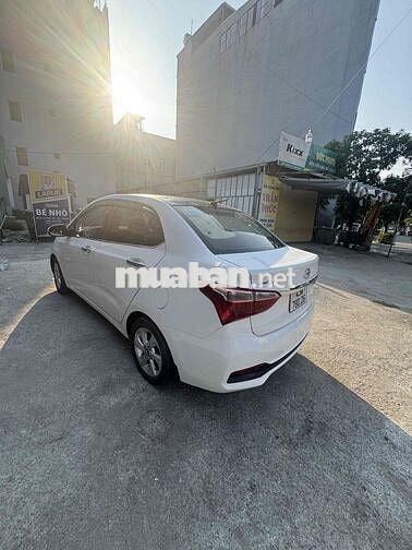Hyundai Grand i10 2018 số sàn bản đủ