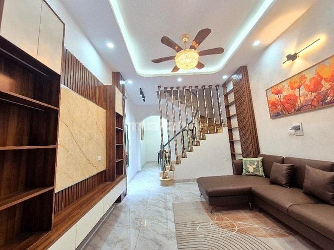 8.x tỷ (x bé) 4 ngủ, sở hữu nhà Trung tâm quận Hai Bà Trưng, thiết kế 