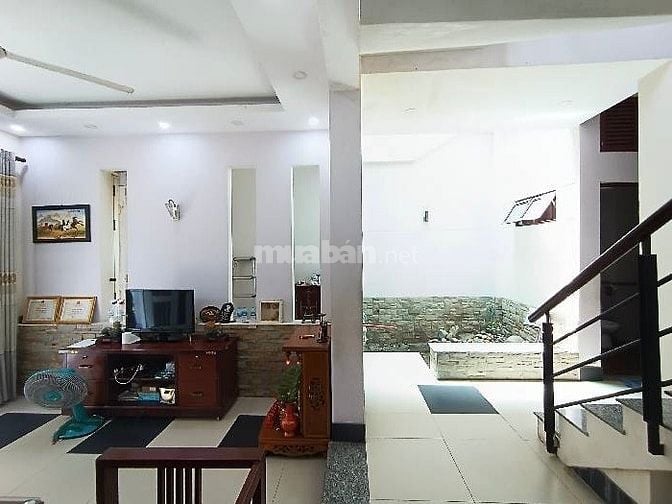 Lê Văn Lương Bán Nhà Vườn 2 Tầng Dt 5.2m*26m Nhỉnh 6 tỉ