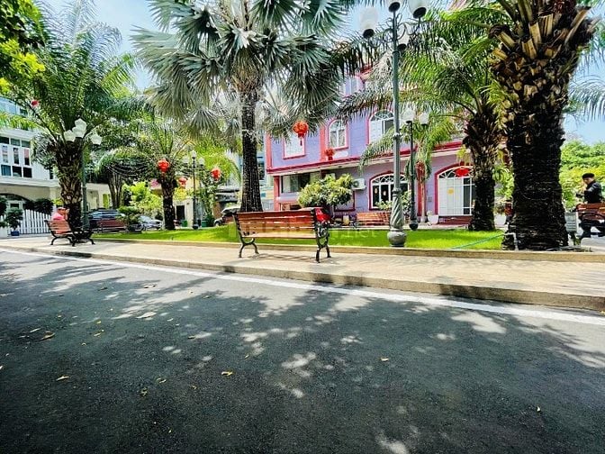 BÁN NHÀ MT NB 357 NGUYỄN TRỌNG TUYỂN,P1, TB