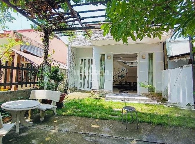 Lê Văn Lương Bán Nhà Vườn 2 Tầng Dt 5.2m*26m Nhỉnh 6 tỉ