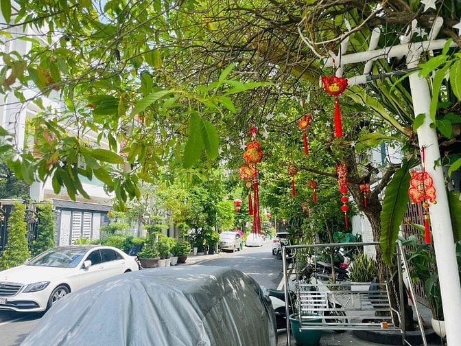 BÁN NHÀ MT NB 357 NGUYỄN TRỌNG TUYỂN,P1, TB