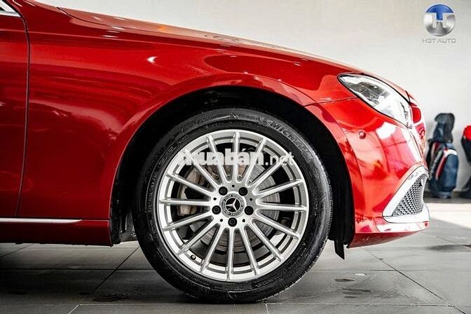 Mercedes Benz E Class 2021 E200- 38000 km