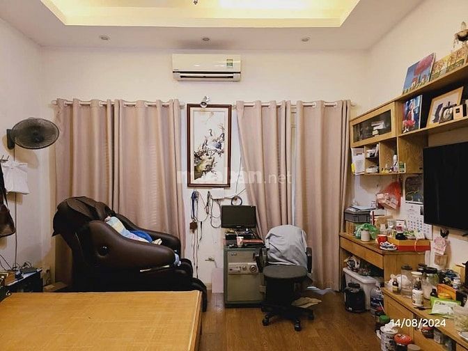 BÁN NHÀ TẠI TRUNG TÂM BA ĐÌNH – NGÕ ÔTÔ TRÁNH 
