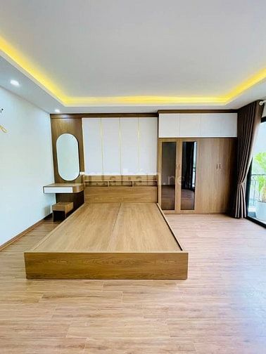 Nhà Đẹp Ở Luôn Tam Trinh, Hoàng Mai 45m, 5 tầng, mt 4.3m, giá 7.3 tỷ.