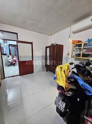 ÂU DƯƠNG LÂN QUẬN 8 SÁT Q1 DT TRÊN SỔ 62M2, CÁCH MẶT TIỀN 15M 1 TRỤC.