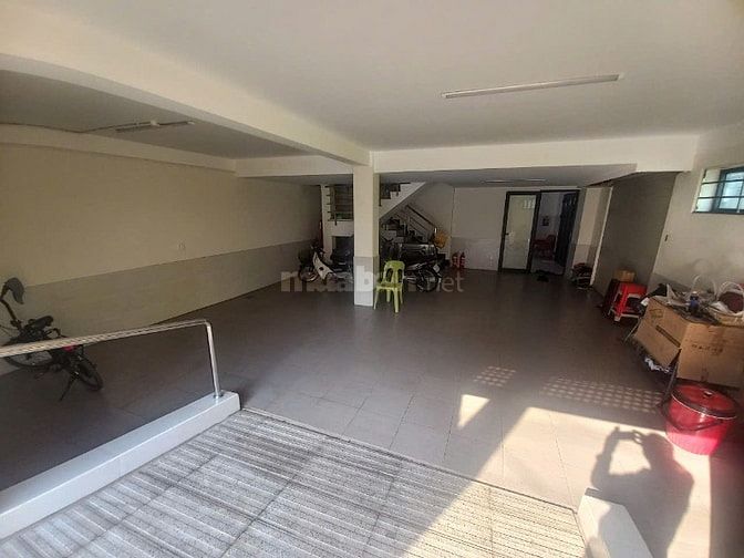 Cho thuê mặt bằng văn phòng mặt tiền Phan Văn Trị
