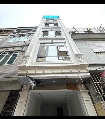 Chính chủ bán gấp nhà 5 tầng, ô tô đỗ cửa vào nhà, kinh doanh 12 tỷ