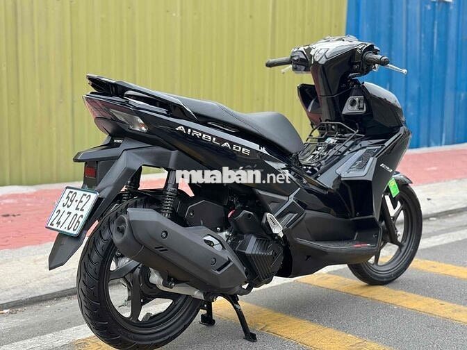Airblade 125 4VAL mẫu 2024 9chủ ít đi8000km mới99%