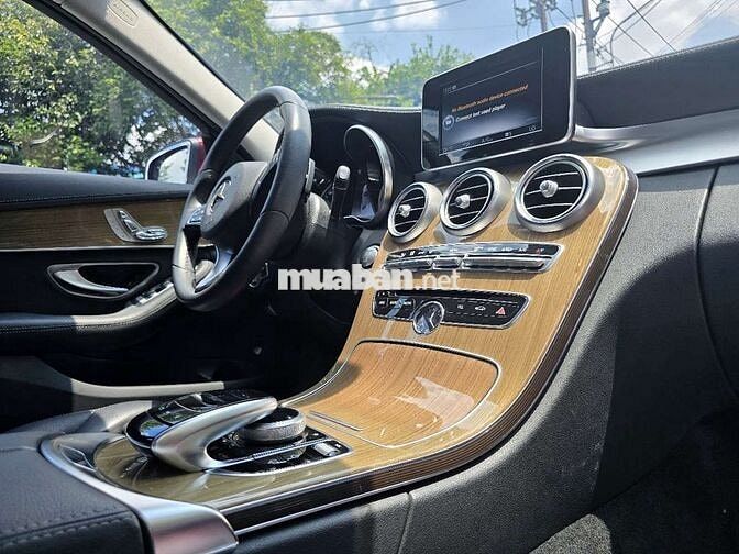 Mercedes Benz 2017 C250 Exclusive