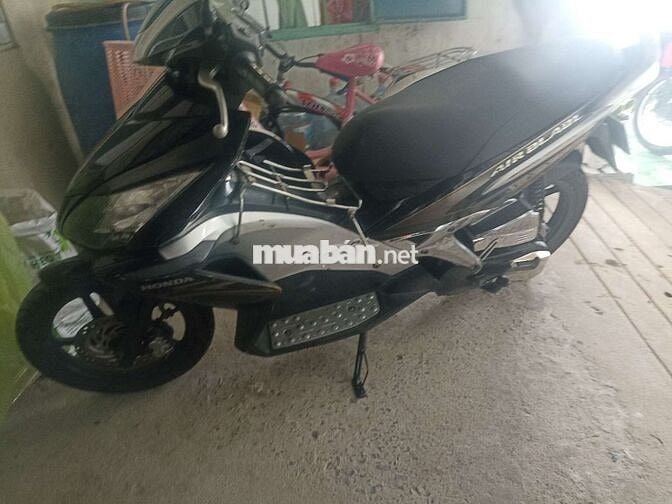 Honda air blade Fi 2010 úp thái zin chưa bung