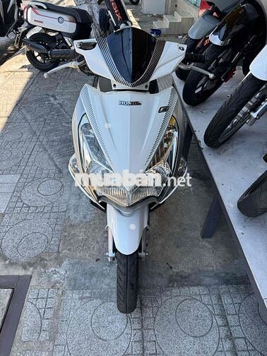 AIR BLADE 2011. Xe Zin Êm Đẹp. Chủ Phố RG