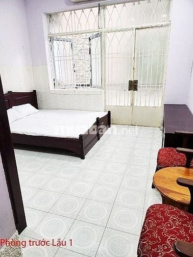 Nhà đường 109 dương bá trạc F1Q8 dt: 4m x 12m, 2 lầu, 1ST