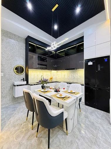 Nhà 6 x5,5 đúc 1 trệt 2 lầu hẻm 1 trục xe hơi thống nhất p15 gò vấp 
