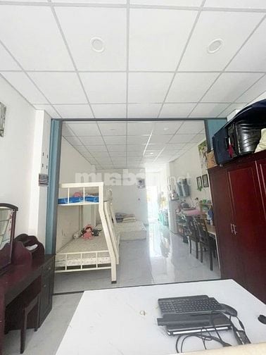 Nhà đường 109 dương bá trạc F1Q8 dt: 4m x 12m, 2 lầu, 1ST