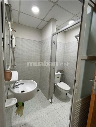 Chung cư Screc,trường sa,P12,Q3, rộng 60m2,1p, 1wc,10tr/th
