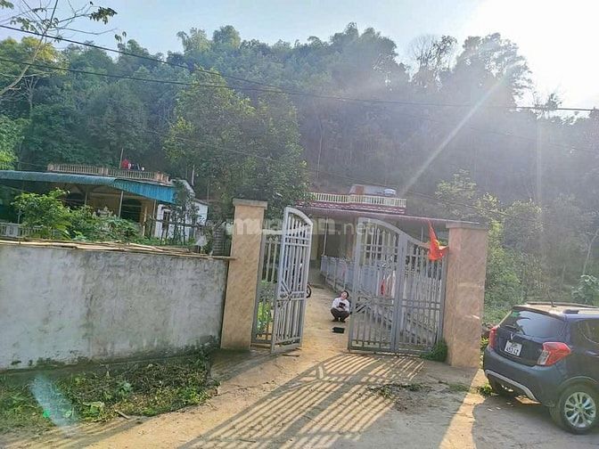 Gia đình cần tiền bán nhanh lô đất thổ cư sẵn nhà giá cực re