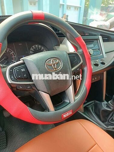 Toyota Innova 2019 2.0E - 90000 km