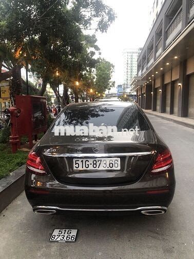 Mercedes Benz E Class 2017 E250 - 54000 km