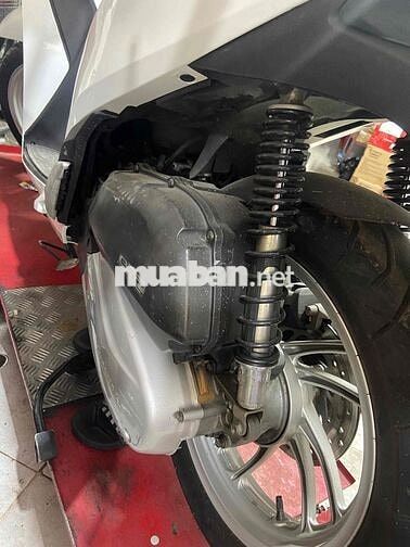 khách gửi bán chiếc sh , zin , đẹp và chất