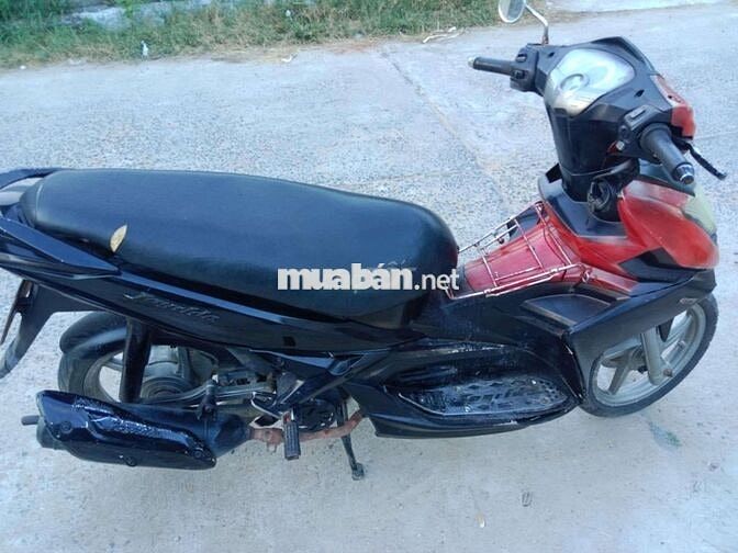 Nhà cần bán xe