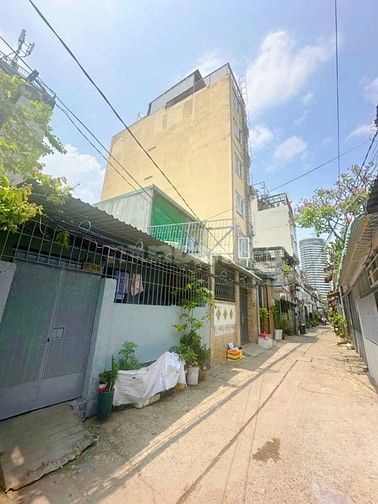 Cc gửi bán nhà p22 hxh dt 8x17 giá 9,5 tỷ tl 