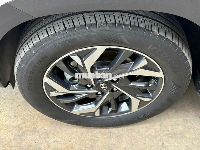 Bán Creta 2024 Đb 4.000km zin 100% siêu lướt đẹp