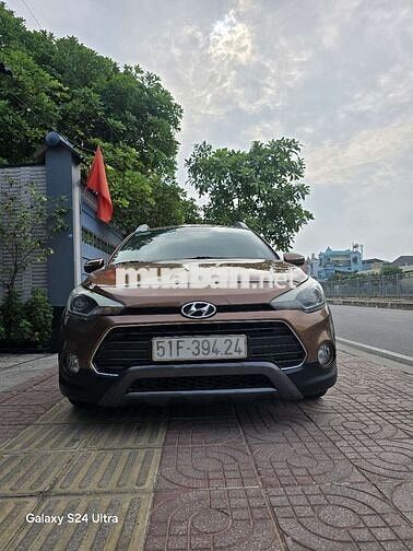 Hyundai i20 2015 Active 1.4 AT - 115000 km