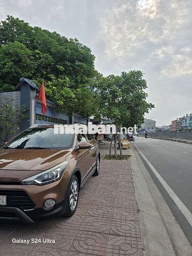 Hyundai i20 2015 Active 1.4 AT - 115000 km