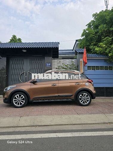 Hyundai i20 2015 Active 1.4 AT - 115000 km