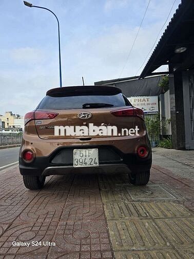 Hyundai i20 2015 Active 1.4 AT - 115000 km