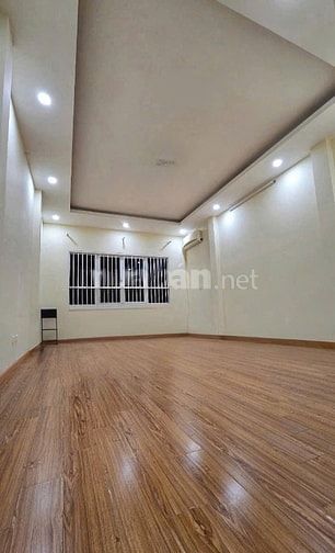 Cho thuê nhà mới tinh ngõ 106 Hoàng Quốc Việt: 75m2, 5 tầng