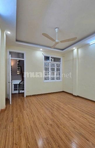 Cho thuê nhà mới tinh ngõ 106 Hoàng Quốc Việt: 75m2, 5 tầng