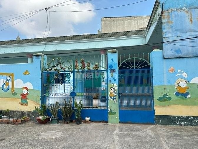 Bán nhà căn góc khu dân cư Thuận - Binh Dương Dt 10m x 30m