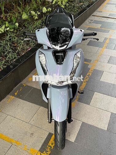 Sh 125 2024 odo 739km BSSG chính chủ công chứng