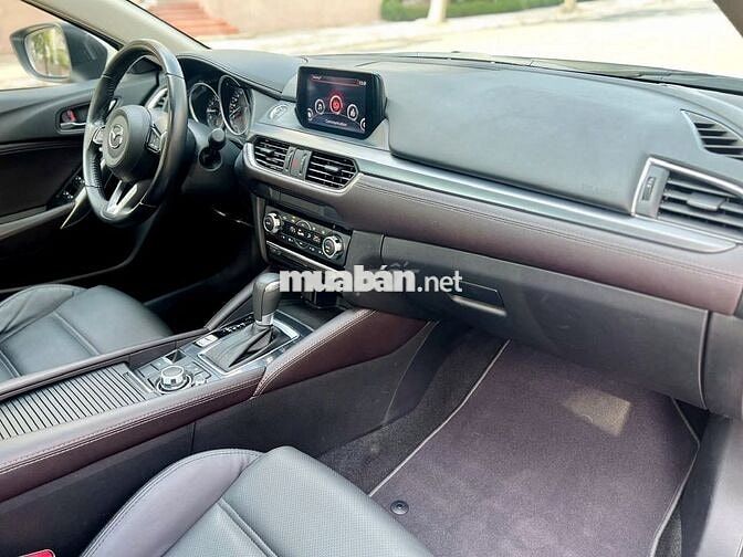 Mazda 6 Luxury 2.0 AT 2019 - 19000 km