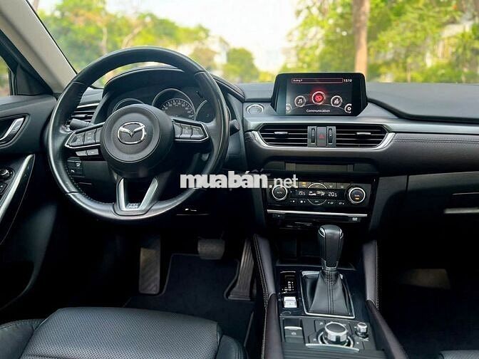 Mazda 6 Luxury 2.0 AT 2019 - 19000 km